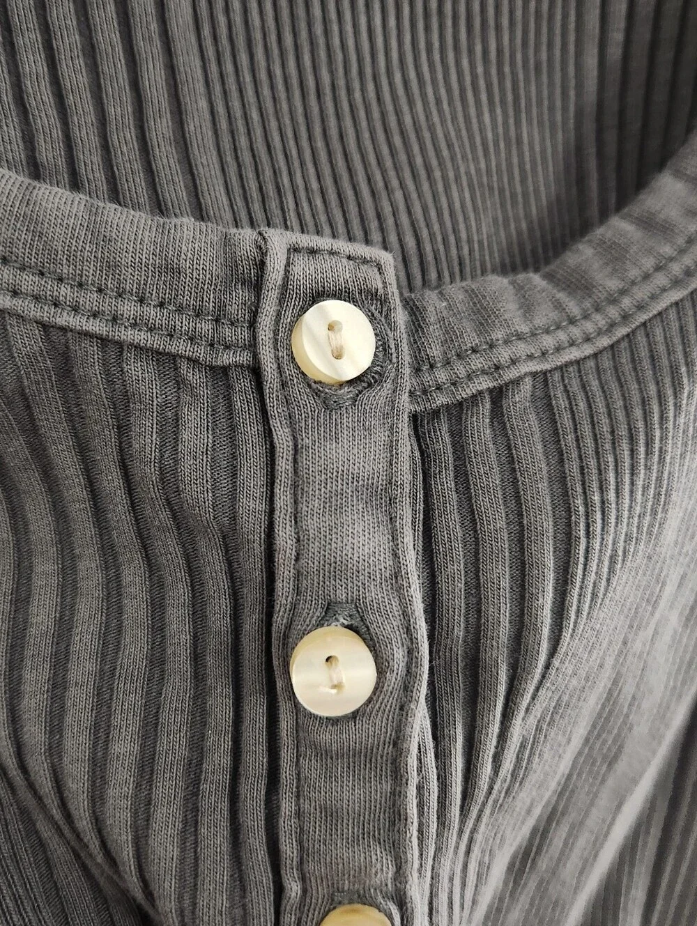 Aerie tank tops set of 2 Large minimalist basic staple stretch black Gray